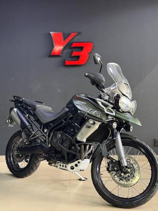 TRIUMPH TIGER 800 XCX 